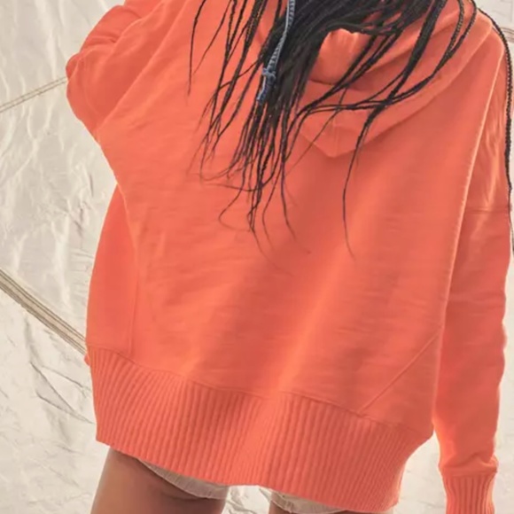 Free People Movement Solid Honey Dove Pullover Morning Burst - Picture 2 of 4